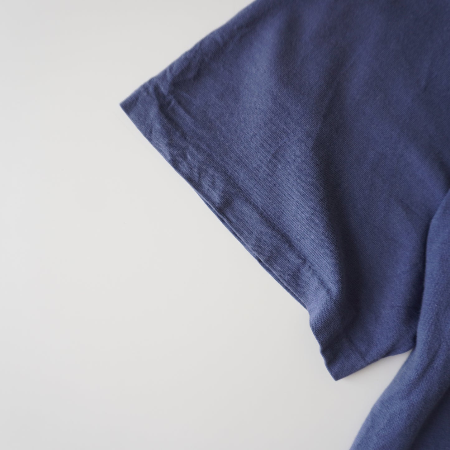Thrifted – Polera Vintage Single Stitch Talla L | Largo 77 cm | Ancho 60 cm