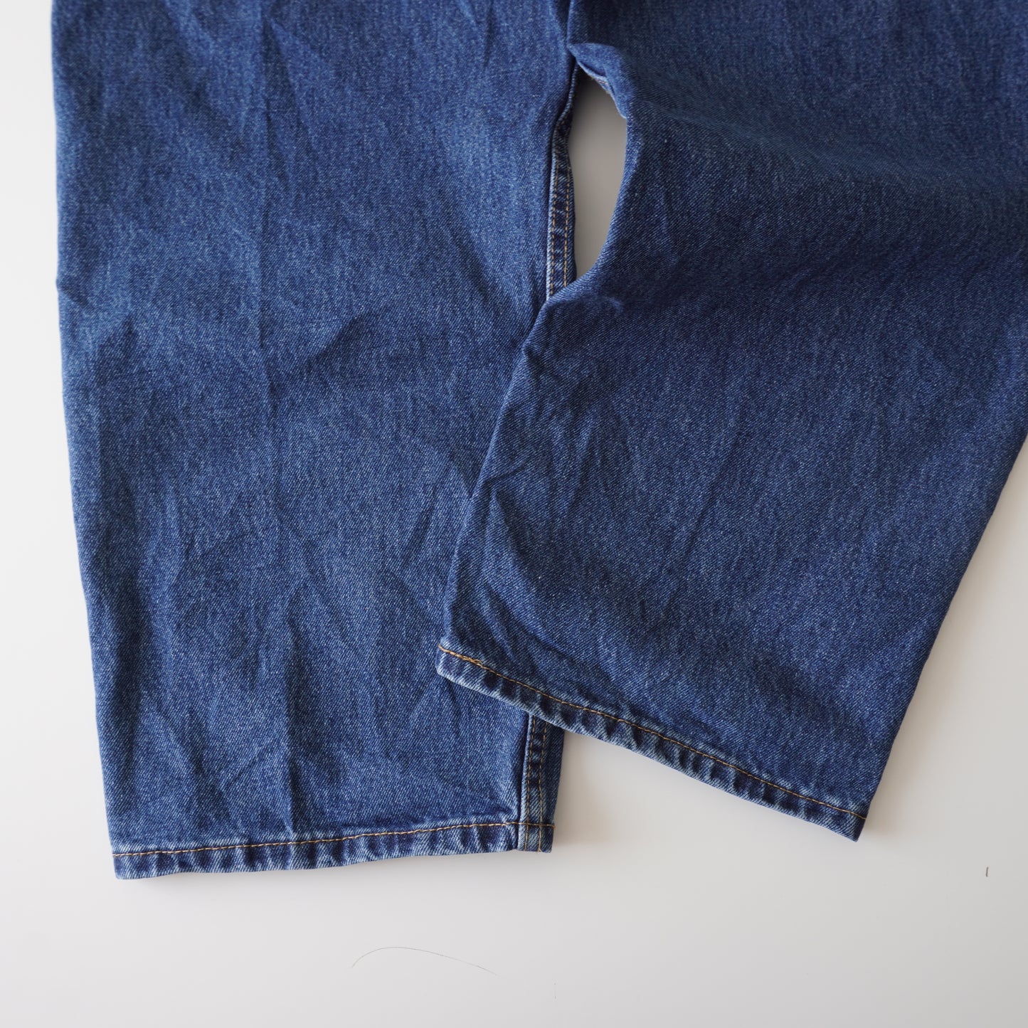 Thrifted – Jean Levi’s 550 Talla 48x30 USA (CL 60 aprox.) | Cintura 63 cm | Largo 110 cm | Talón 25 cm