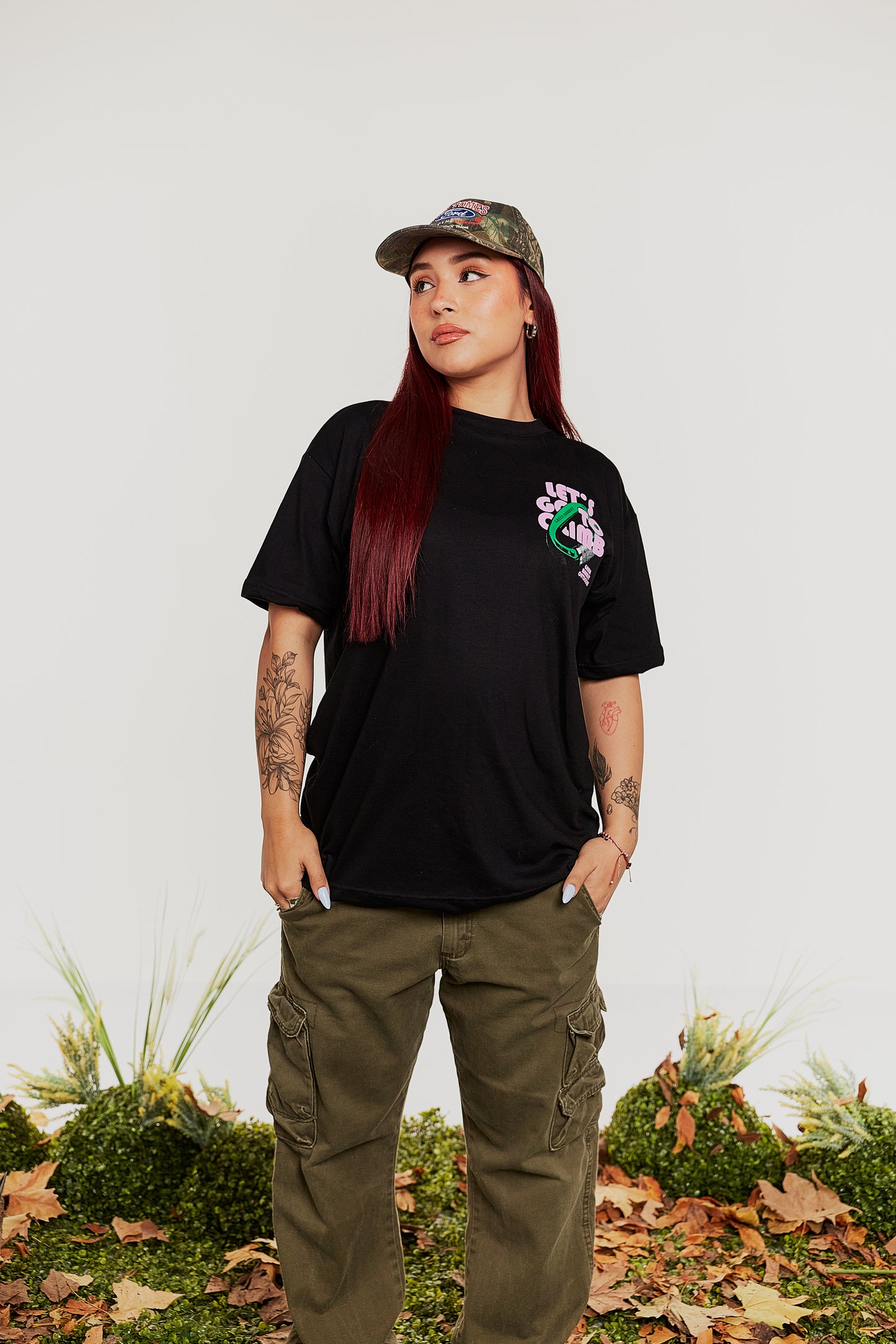 GO OVERHEAD - Polera negra básica suelta, estilo Street y confort premium