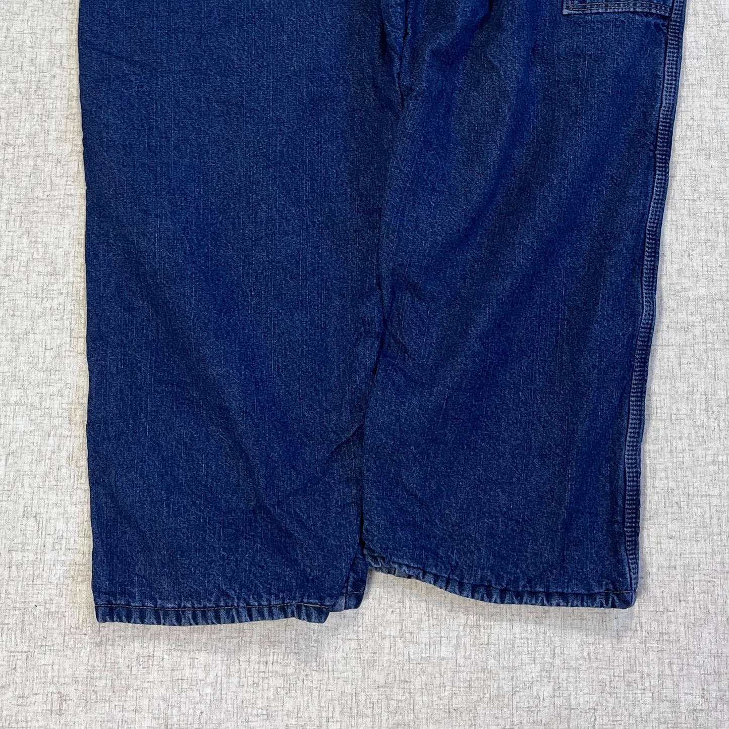 Thrifted – Jean Carpenter Azul Denim Wrangler Talla 36x30 USA (CL 50–52) | Cintura 47 cm | Largo 100 cm | Talón 23 cm