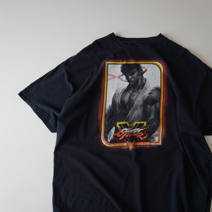 Thrifted – Polera Street Fighters Talla XL | Largo 73 cm | Ancho 65 cm