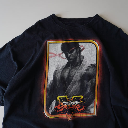 Thrifted – Polera Street Fighters Talla XL | Largo 73 cm | Ancho 65 cm