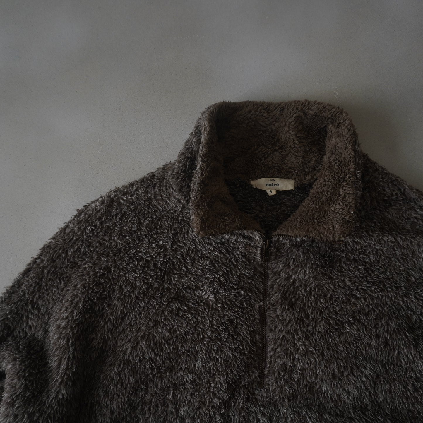 Thrifted - Polar Furry Cafe /  Talla S, 63 ancho ,65 largo