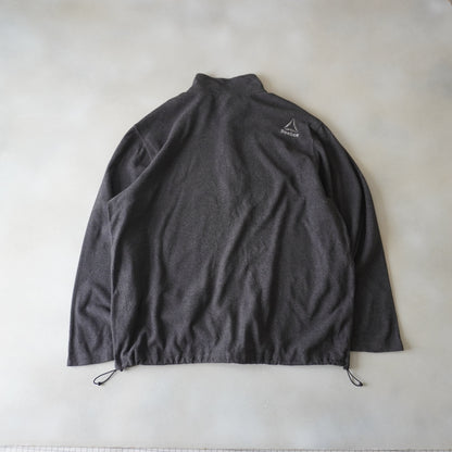 Thrifted - Polar REEBOK Gris / Talla 2XL 70 ancho , 74 largo 