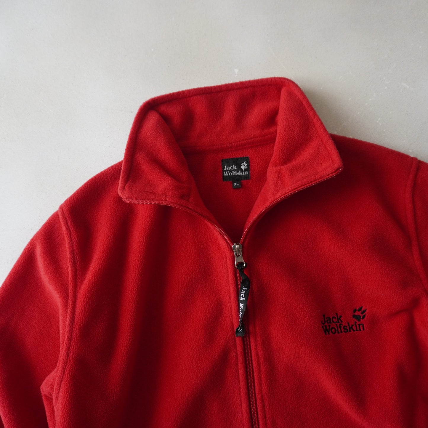 Thrifted - Polar Jack Wolfskin / Rojo (Talla XL) FIT M 52 ancho 60 largo 