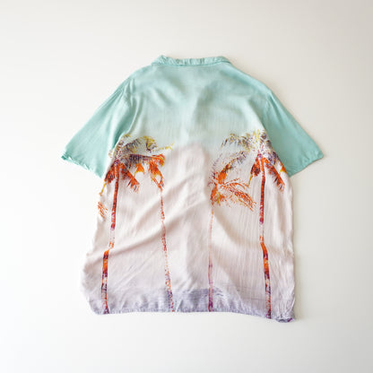 Thrifted -Camisa Verde Agua y palmeras / Talla XL Juvenil (16) 65 LARGO X 49 nhco