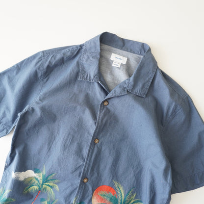 Thrifted - Camisa Azul palmeras y sol / Talla XL, 68 LARGO X 46 ANCHO