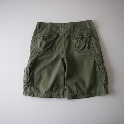 Thrifted – Short Cargo Verde Wrangler Thrifted – Cintura 51 cm | Largo 59 cm
