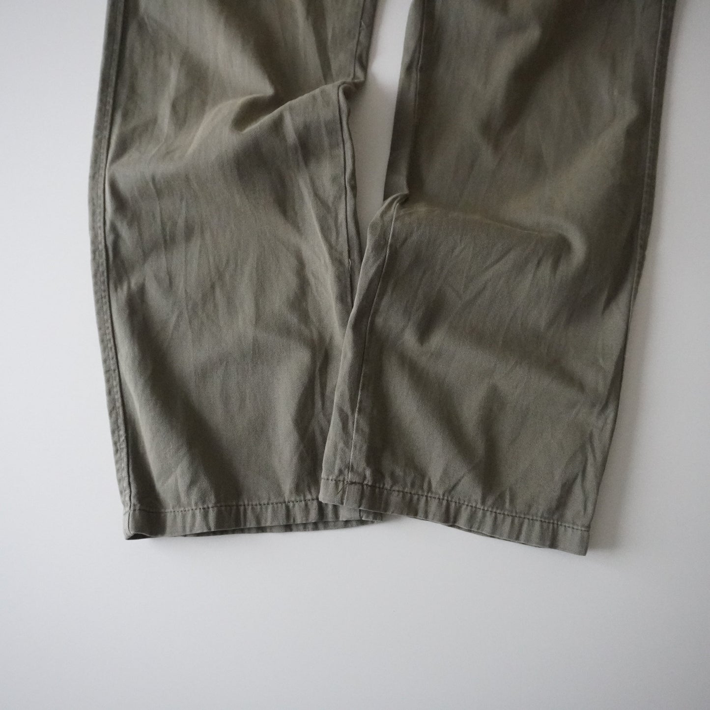 Thrifted – Pantalón Cargo Verde Only L32 | Cintura 41 cm | Largo 107 cm | Talón 22 cm