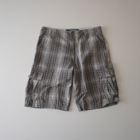 Thrifted – Short Cargo Beige Signature by Levi Strauss Talla 32 USA | Cintura 42 cm | Largo 54 cm
