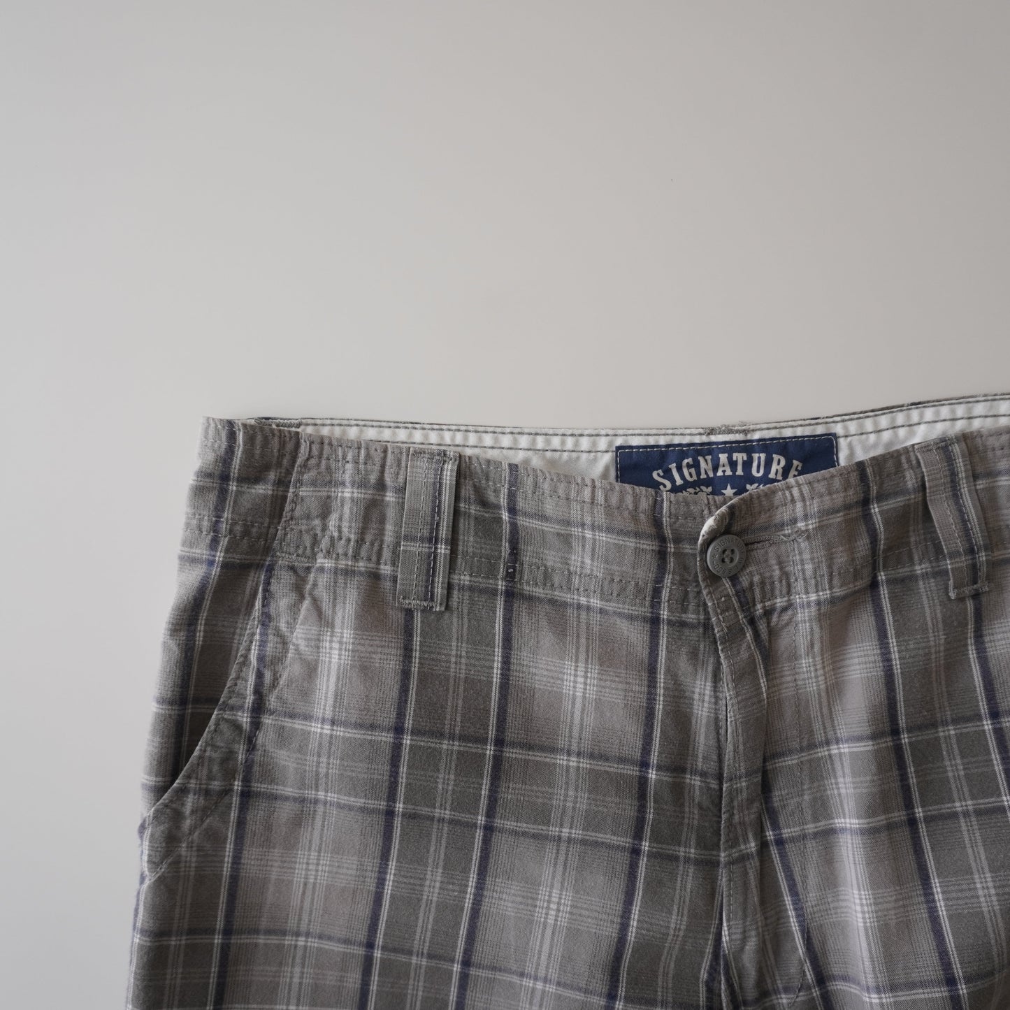 Thrifted – Short Cargo Beige Signature by Levi Strauss Talla 32 USA | Cintura 42 cm | Largo 54 cm
