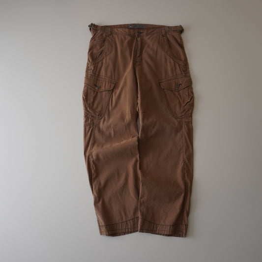 Thrifted – Pantalón Cargo Café REI Outdoor Talla 36x30 USA | Cintura 46 cm | Largo 102 cm | Talón 22 cm