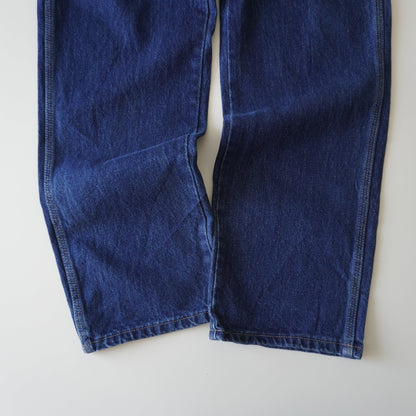 Thrifted – Jean UniFirst Talla 30x32 USA | Cintura 42 cm | Largo 109 cm | Talón 21 cm