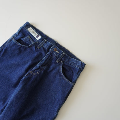 Thrifted – Jean UniFirst Talla 30x32 USA | Cintura 42 cm | Largo 109 cm | Talón 21 cm