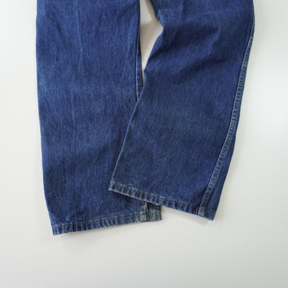 Thrifted – Jean Americano sin marca Botón Cobre Talla 44 CL aprox | Cintura 45 cm | Largo 103 cm | Talón 23 cm