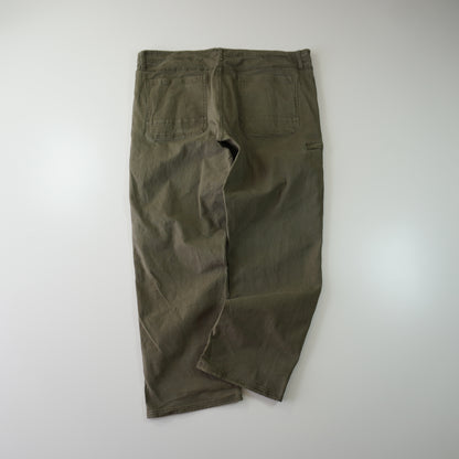 Thrifted – Jean Weatherproof Verde Vintage Talla 40x30 USA (CL 52/54 aprox) | Cintura 54 cm | Largo 104 cm | Talón 23 cm