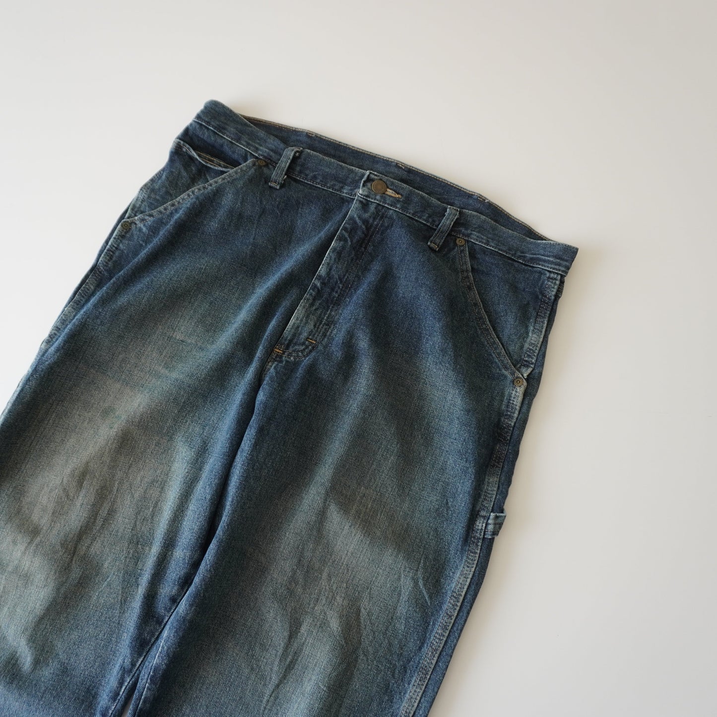 Thrifted – Jean Carpenter Wrangler Rugged Wear Talla 36x32 USA | Cintura 48 cm | Largo 112 cm | Talón 21 cm