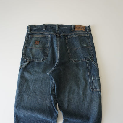 Thrifted – Jean Carpenter Wrangler Rugged Wear Talla 36x32 USA | Cintura 48 cm | Largo 112 cm | Talón 21 cm