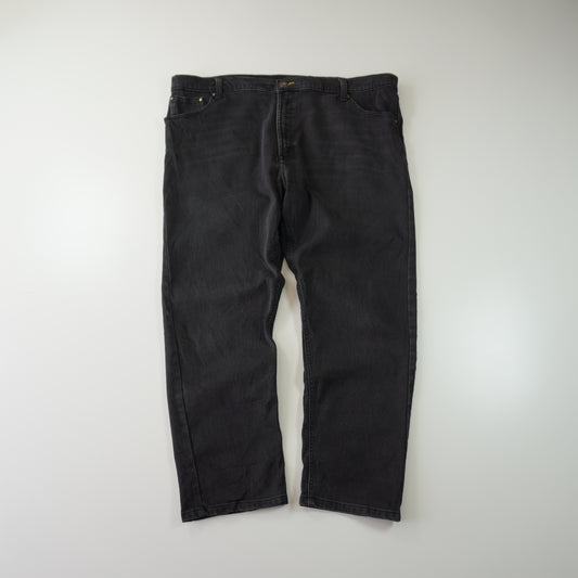 Thrifted – Jean Wrangler Negro Regular Taper Fit Talla 42x30 (CL 52/54) | Cintura 101 cm | Largo 57 cm | Talón 20 cm