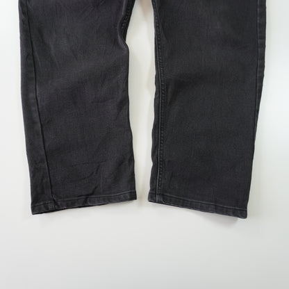 Thrifted – Jean Wrangler Negro Regular Taper Fit Talla 42x30 (CL 52/54) | Cintura 101 cm | Largo 57 cm | Talón 20 cm