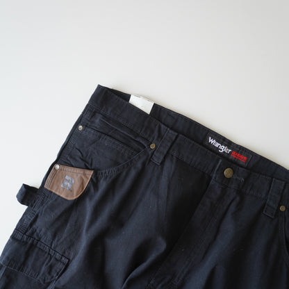 Thrifted – Jean Negro Wrangler Talla 40x30 USA | Cintura 53 cm | Largo 110 cm | Talón 24 cm