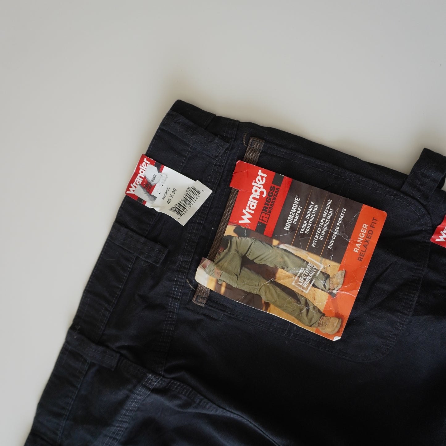 Thrifted – Jean Negro Wrangler Talla 40x30 USA | Cintura 53 cm | Largo 110 cm | Talón 24 cm