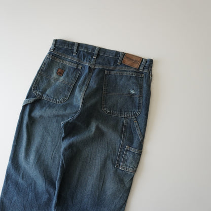 Thrifted – Jean Carpenter Azul Oscuro Wrangler Talla 36x32 USA | Cintura 48 cm | Largo 112 cm | Talón 20 cm