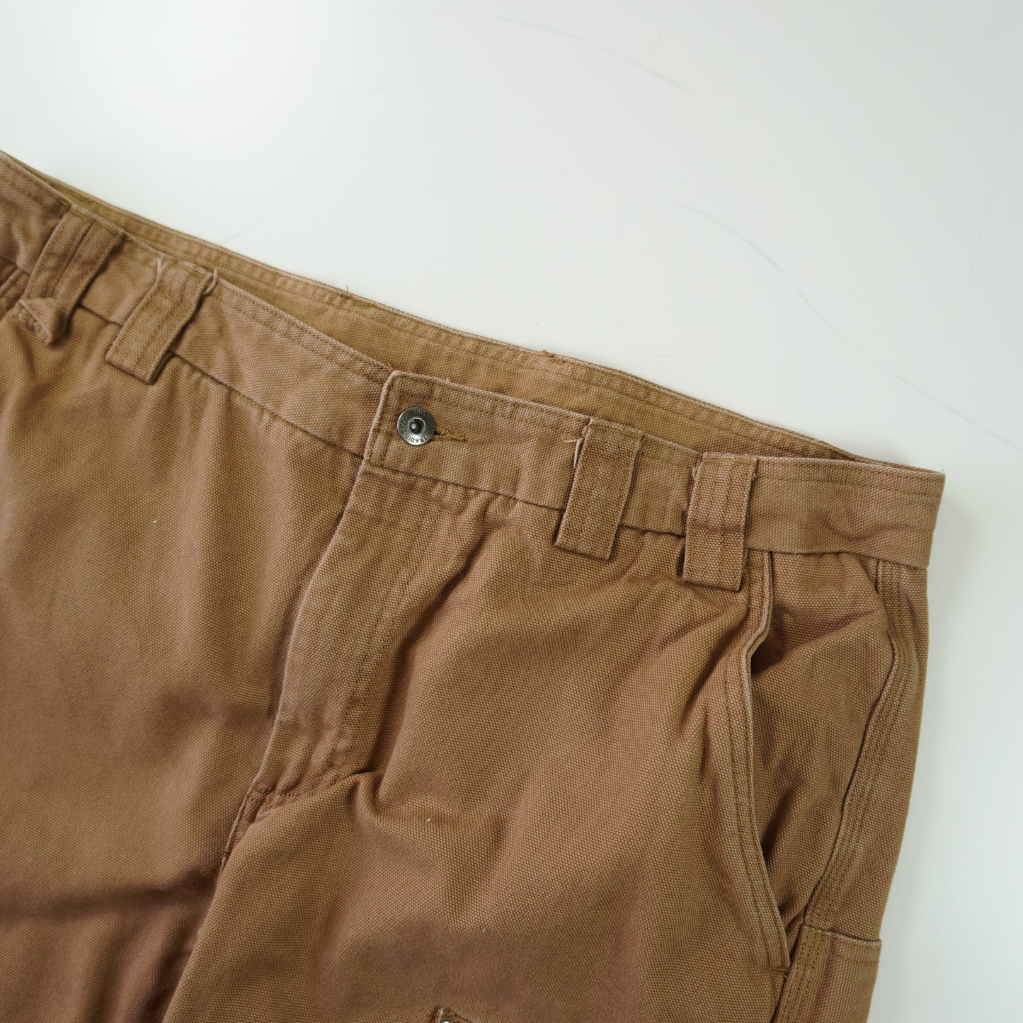 Thrifted – Jean Cargo Duluth Café Talla 38x36 (CL 48/50) | Cintura 119 cm | Largo 48 cm | Talón 24 cm