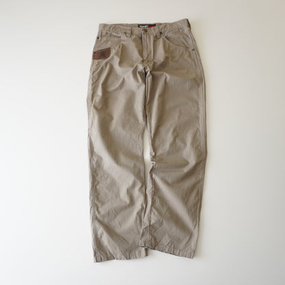 Thrifted – Jean Wrangler Riggs Workwear Cafe claro Talla 35x32 USA | Cintura 45 cm | Largo 108 cm | Talón 22 cm