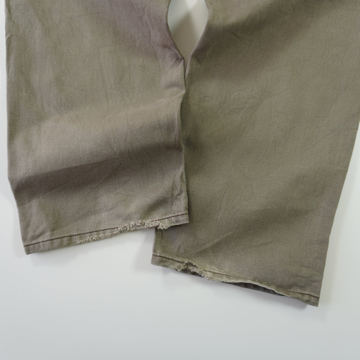 Thrifted – Jean Denver Hayes Relaxed Fit Café Talla 40x30 (CL 50/52) | Cintura 104 cm | Largo 52 cm | Talón 23 cm