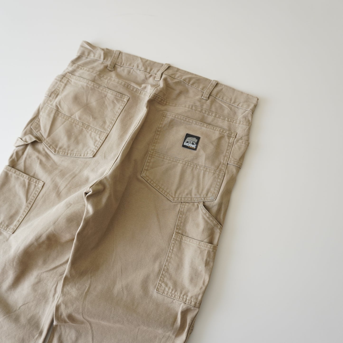 Thrifted – Jean Beige Berne Workwear Talla 34x32 USA | Cintura 46 cm | Largo 107 cm | Talón 23 cm
