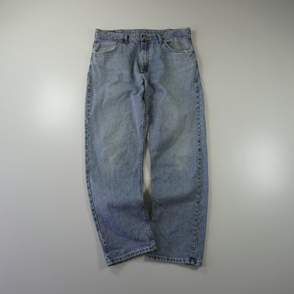 Thrifted – Jean Relaxed Fit Wrangler Azul Talla 36x32 (CL 44) | Cintura 109 cm | Largo 47 cm | Talón 22 cm