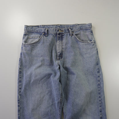 Thrifted – Jean Relaxed Fit Wrangler Azul Talla 36x32 (CL 44) | Cintura 109 cm | Largo 47 cm | Talón 22 cm