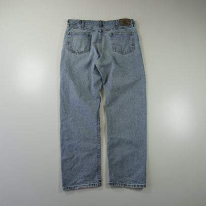 Thrifted – Jean Relaxed Fit Wrangler Azul Talla 36x32 (CL 44) | Cintura 109 cm | Largo 47 cm | Talón 22 cm