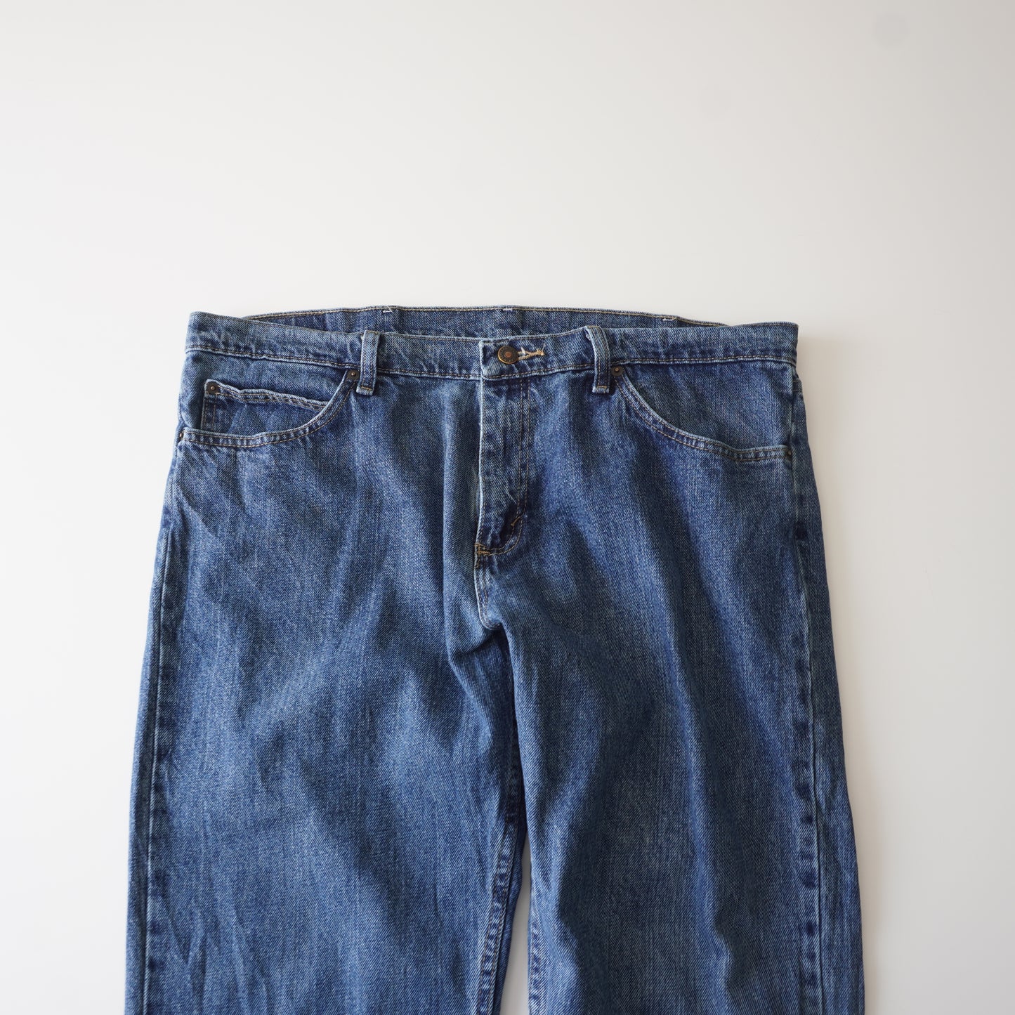 Thrifted – Jean Magellan Talla 38x30 USA (CL 48–50 aprox.) | Cintura 50 cm | Largo 100 cm | Talón 25 cm