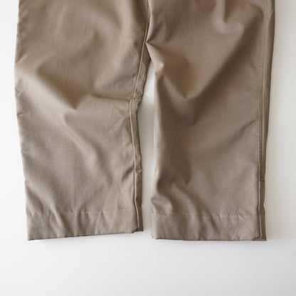 Thrifted – Pantalón Workwear Columbia Rodillas Reforzadas Talla 40 USA (CL 50–52 aprox.) | Cintura 52 cm (ajustable a 50 cm) | Largo 107 cm | Talón 25 cm