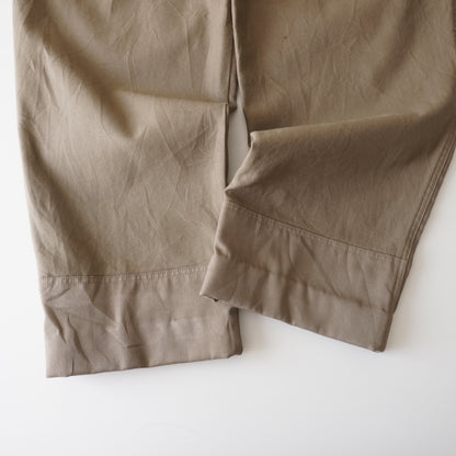 Thrifted – Pantalón Workwear Columbia Rodillas Reforzadas Talla 40 USA (CL 50–52 aprox.) | Cintura 52 cm (ajustable a 50 cm) | Largo 107 cm | Talón 25 cm