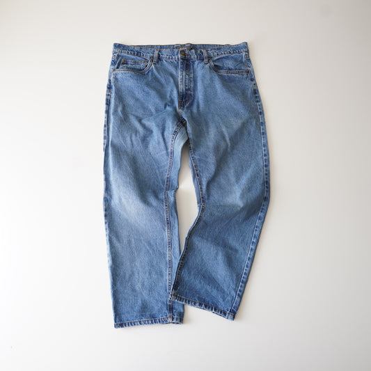 Thrifted – Jean Mountain Ridge Azul Talla 40 (CL 50-52) | Cintura 53 cm | Largo 103 cm | Talón 22 cm