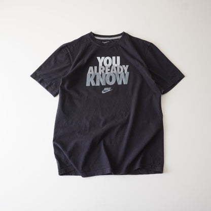 Thrifted – Polera Nike Negra Talla M | Ancho 50 cm | Largo 70 cm