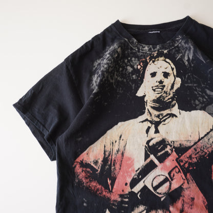Thrifted – Polera The Texas Chainsaw Massacre Talla L | Largo 70 cm | Ancho 56 cm