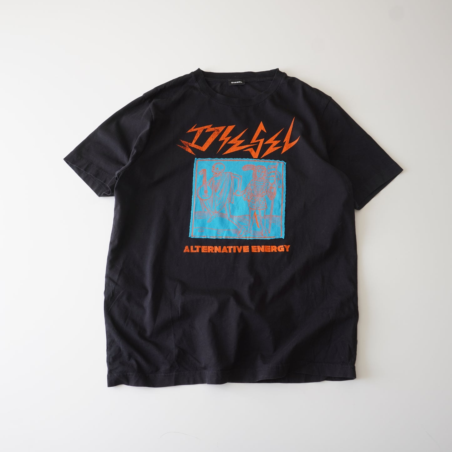 hrifted – Polera Diesel Talla XL | Largo 71 cm | Ancho 56 cm