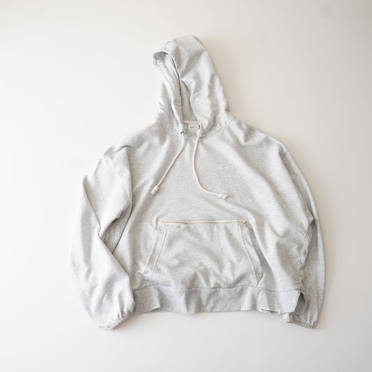 Thrifted – Polerón Nike Fly Gris Talla XL Mujer | Ancho 70 cm | Largo 57 cm