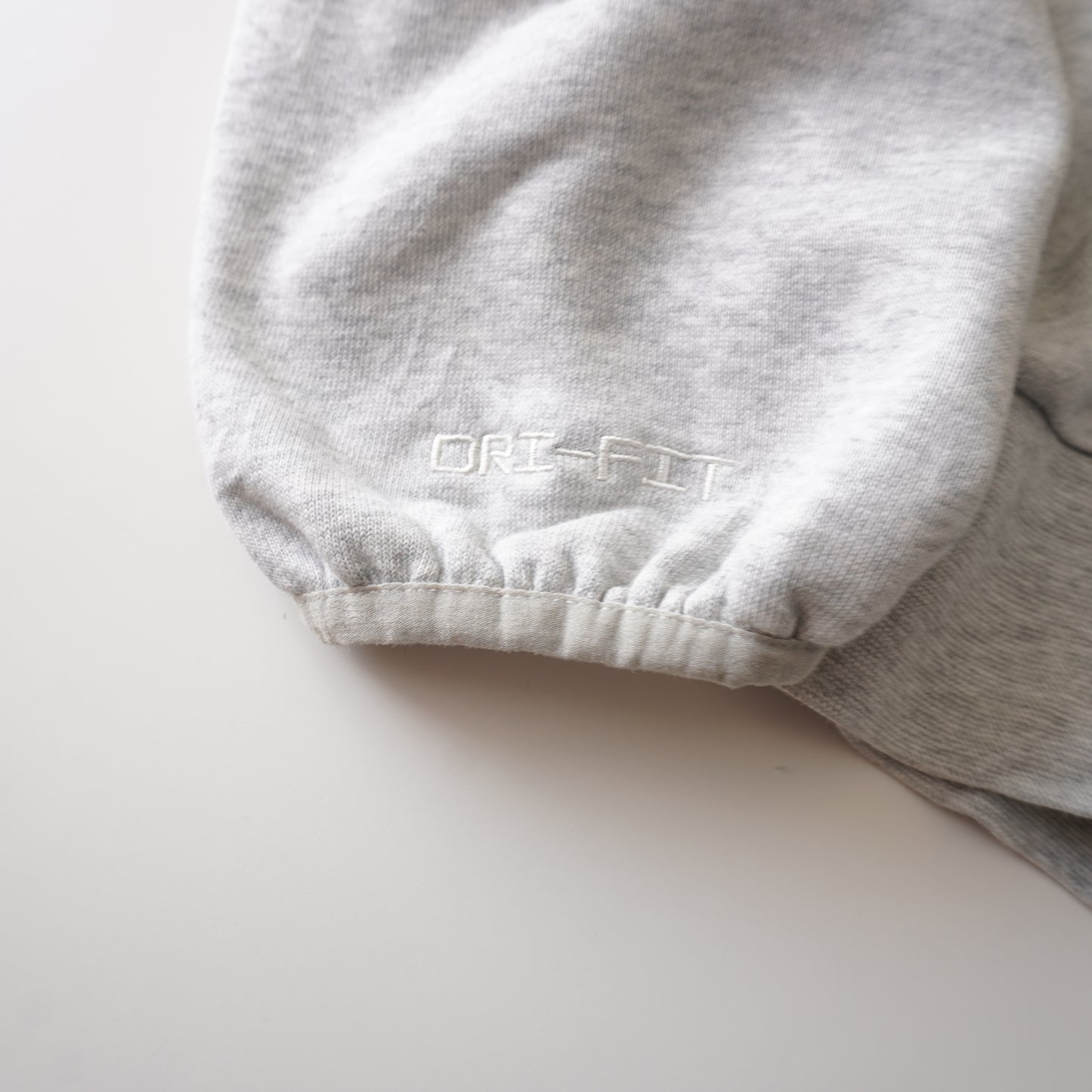 Thrifted – Polerón Nike Fly Gris Talla XL Mujer | Ancho 70 cm | Largo 57 cm