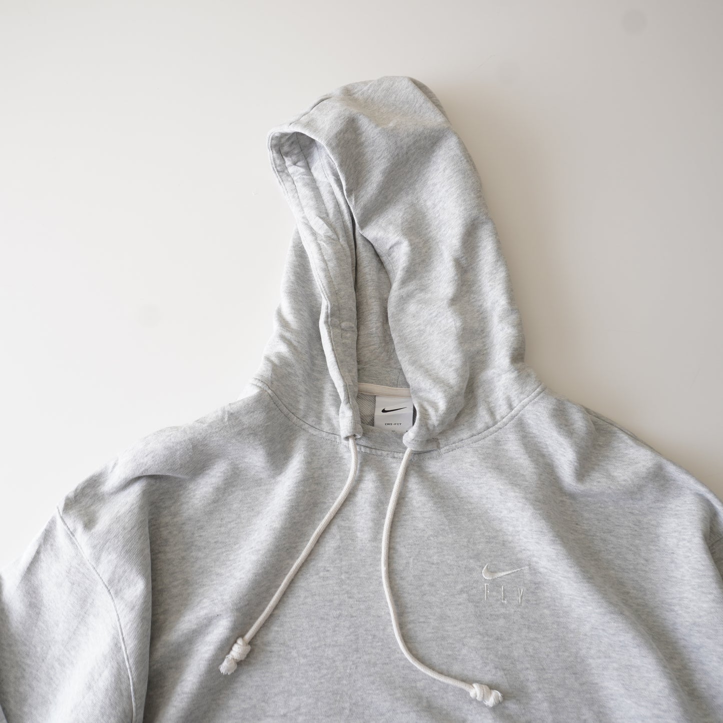 Thrifted – Polerón Nike Fly Gris Talla XL Mujer | Ancho 70 cm | Largo 57 cm