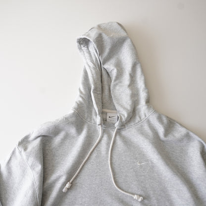 Thrifted – Polerón Nike Fly Gris Talla XL Mujer | Ancho 70 cm | Largo 57 cm