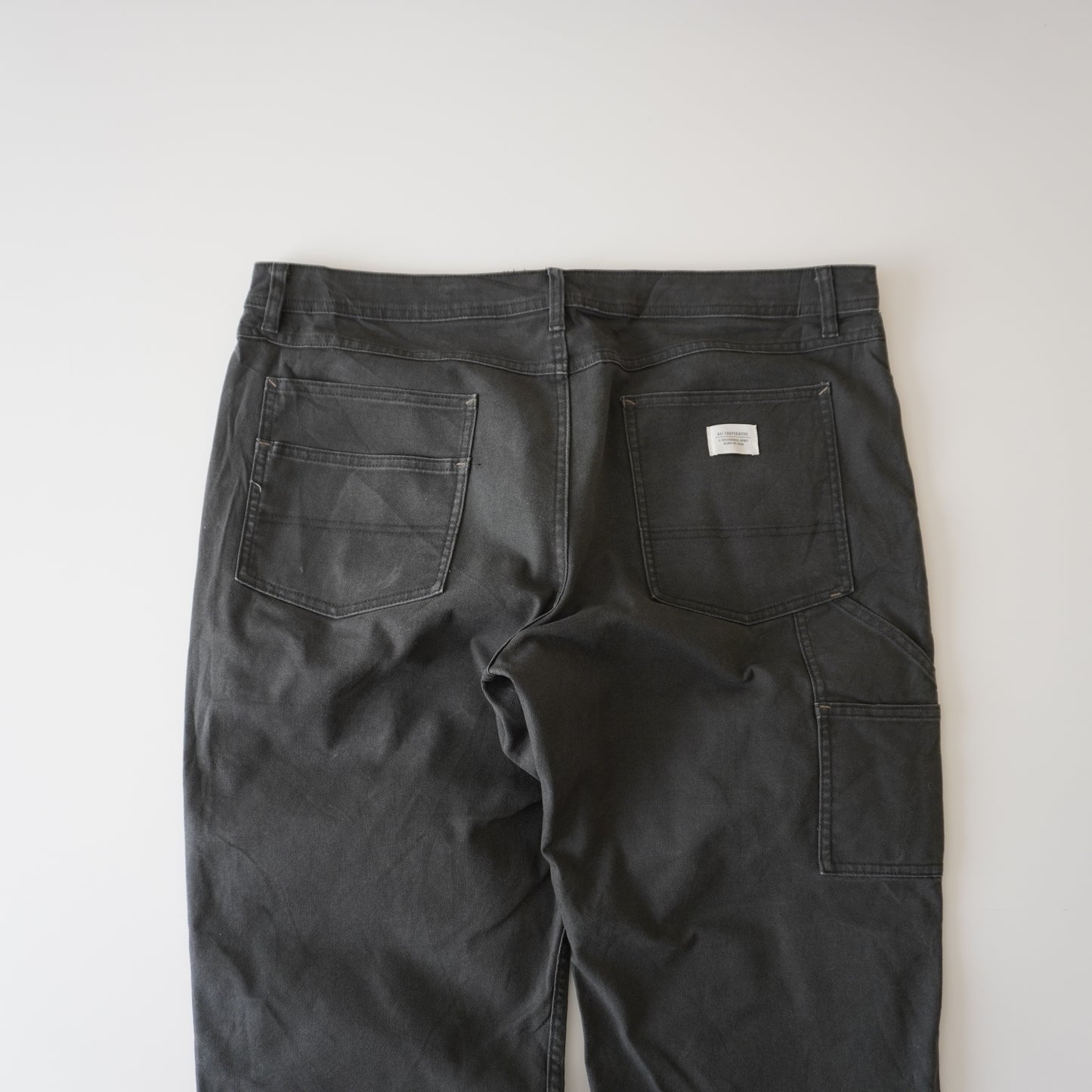 Thrifted – Jean Carpenter REI Cooperative Talla 40x30 USA | Cintura 52 cm | Largo 102 cm | Talón 21 cm