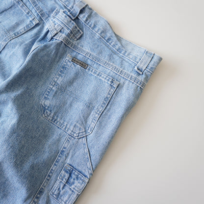 Thrifted – Jean Carpenter Riveted by Lee Talla 16-M USA | Cintura 47 cm | Largo 110 cm | Talón 21 cm