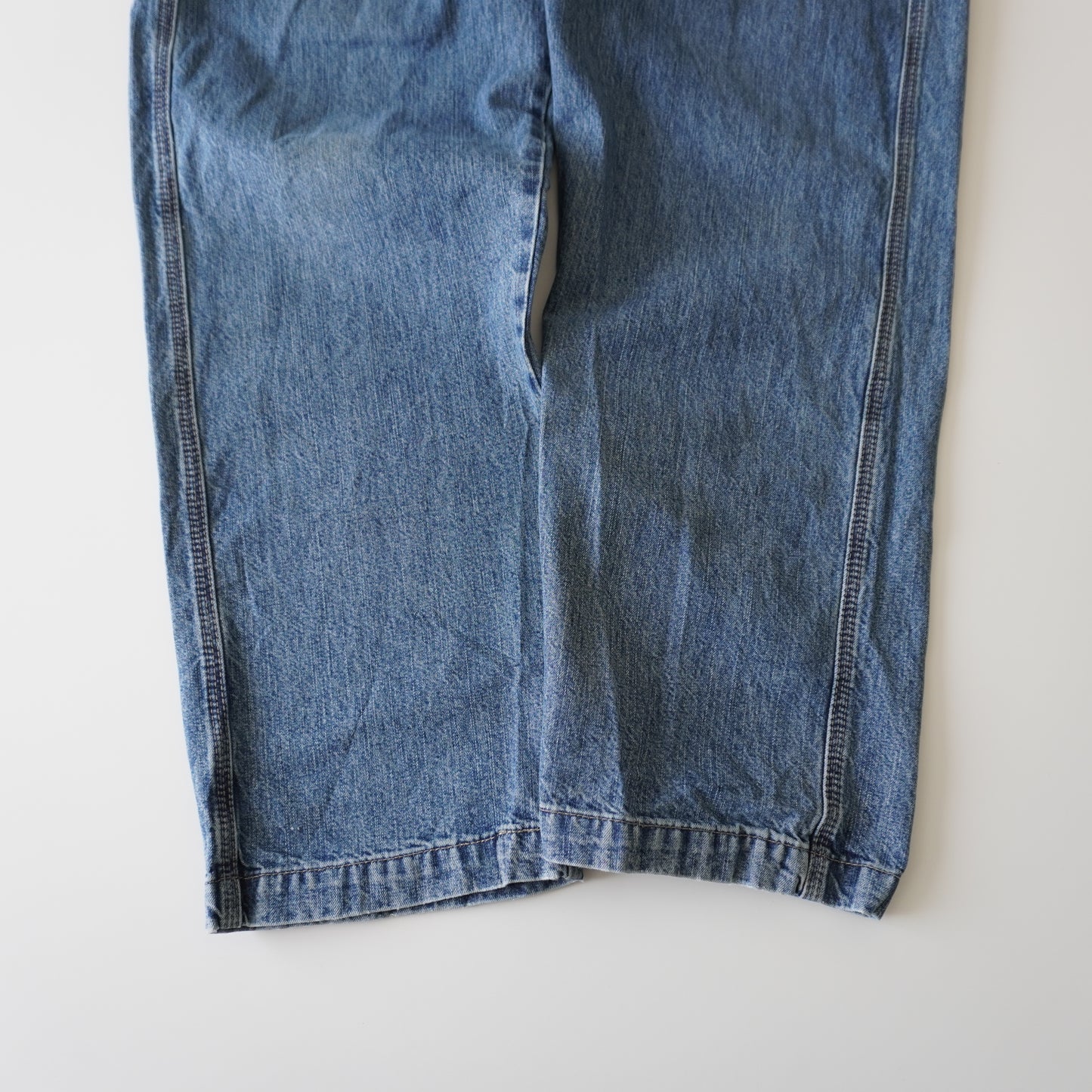 Thrifted – Jean Carpenter Signature by Levi Strauss Talla 36x32 USA | Cintura 48 cm | Largo 109 cm | Talón 22 cm