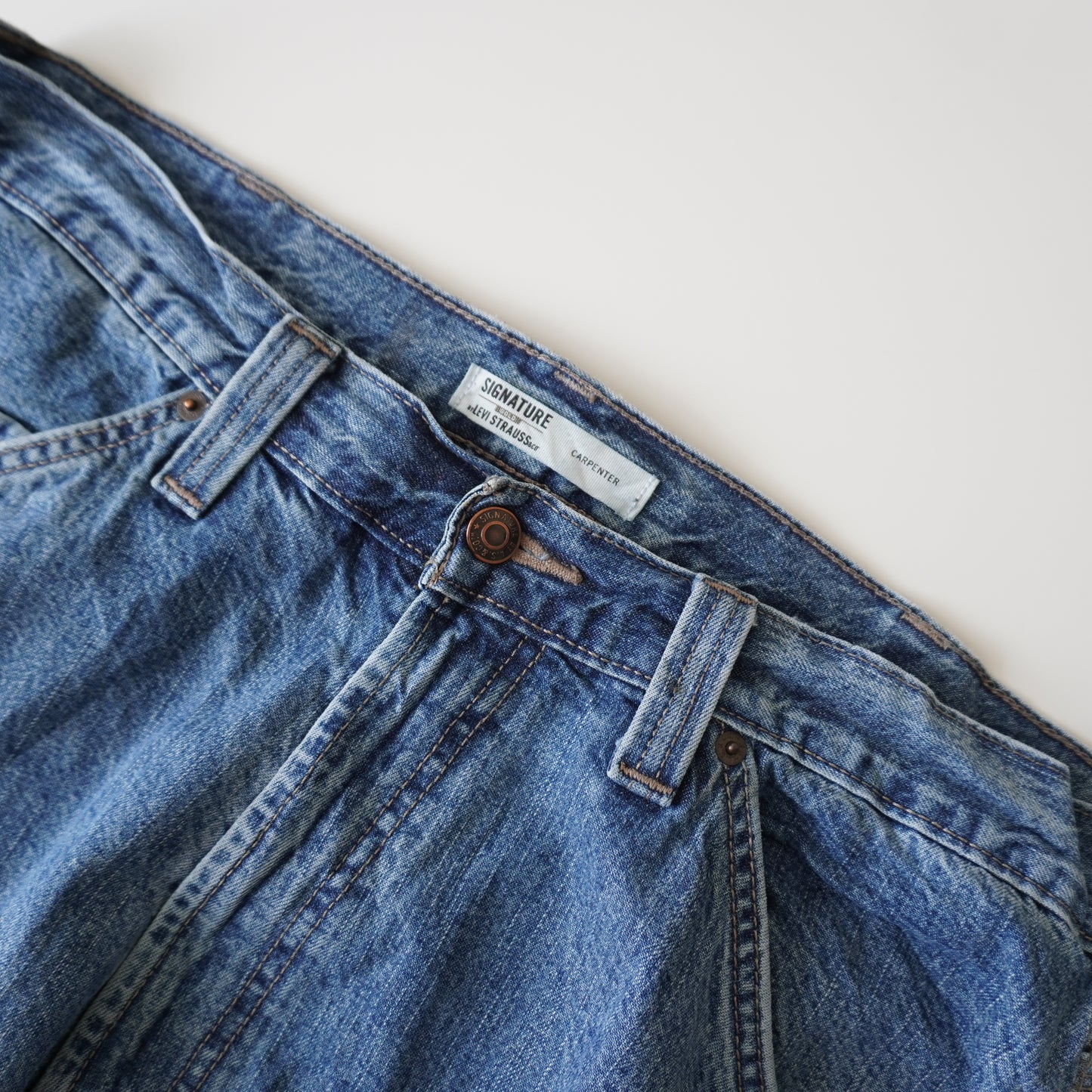Thrifted – Jean Carpenter Signature by Levi Strauss Talla 36x32 USA | Cintura 48 cm | Largo 109 cm | Talón 22 cm