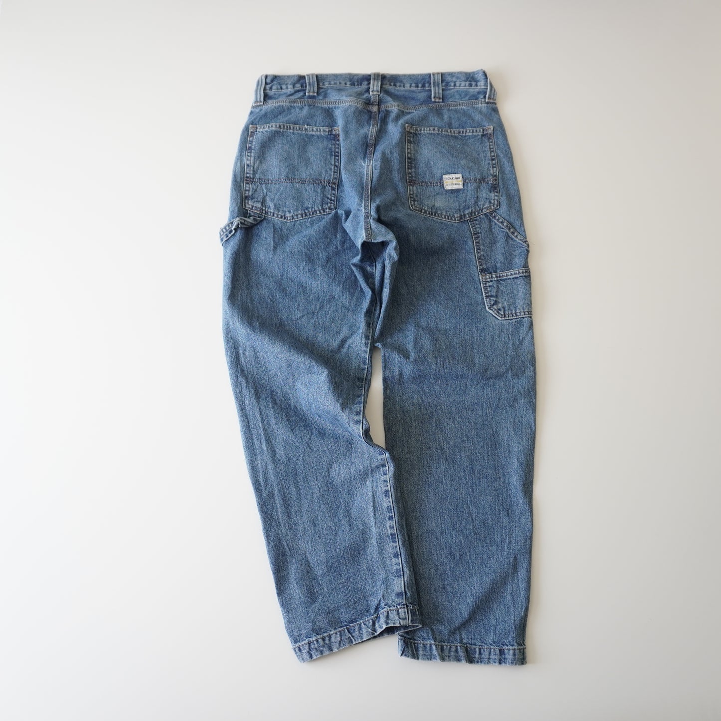Thrifted – Jean Carpenter Signature by Levi Strauss Talla 36x32 USA | Cintura 48 cm | Largo 109 cm | Talón 22 cm
